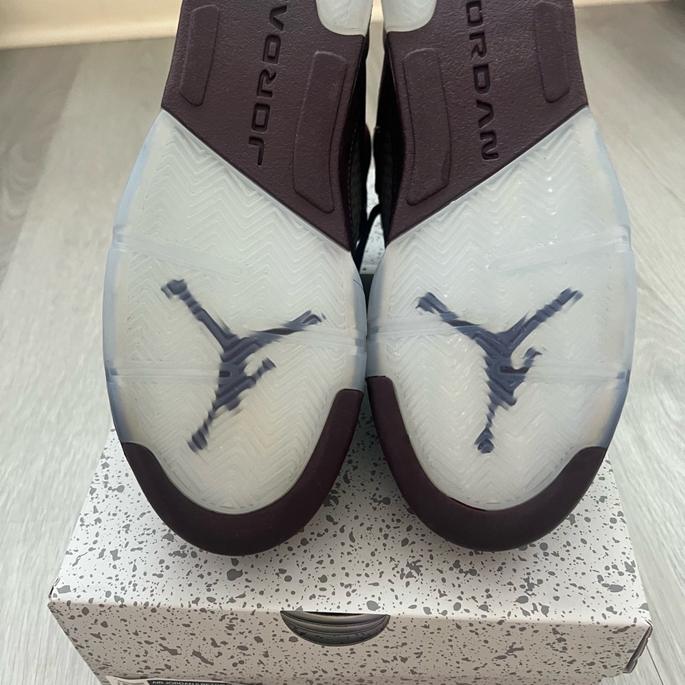 Jordan 5 Retro SE Burgundy - Picture 3 of 4